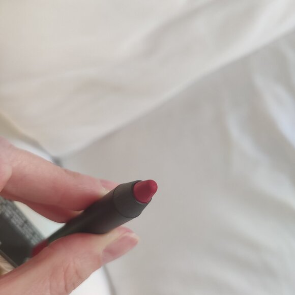 NARS Velvet Matte Lip Pencil Mysterious Red NEW - Picture 5 of 6